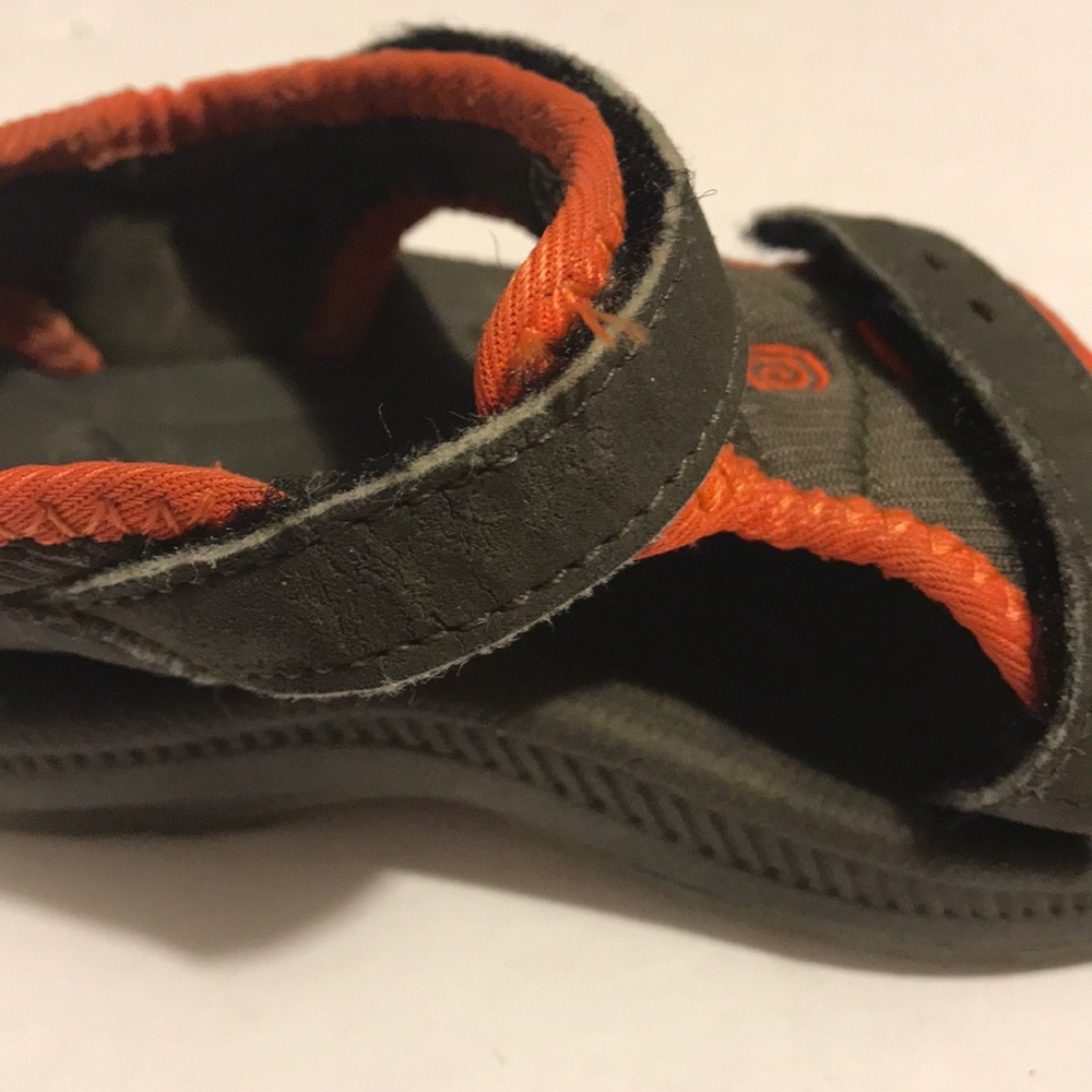 Teva - Picture 4 of 5